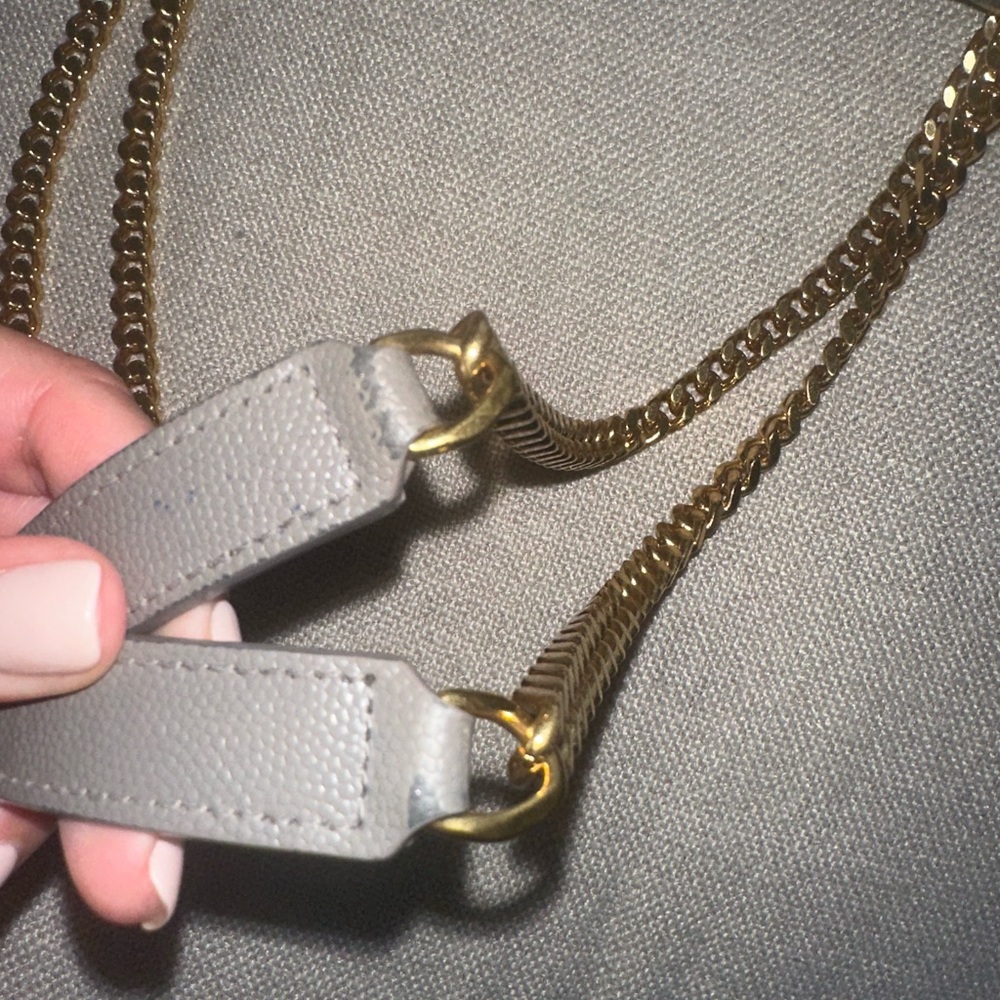 Yves Saint Laurent Gray Quilted Leather Chain Bag - Picture 15 of 16